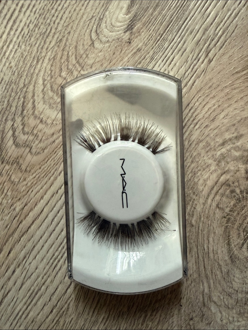 MAC Cosmetics #48 False Lashes - Black and Brown Gradient